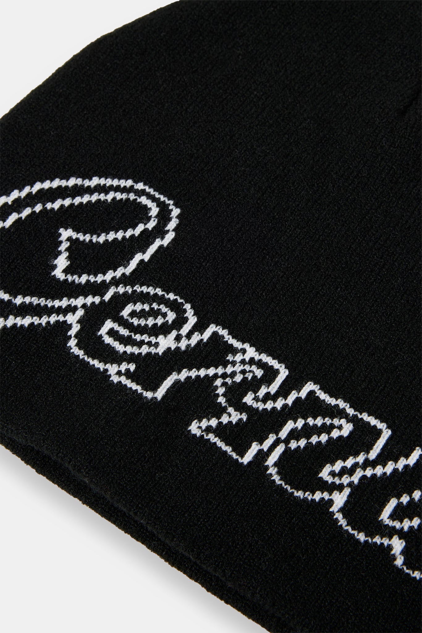 AmalfiGold Intarsia Beanie Hat - Black