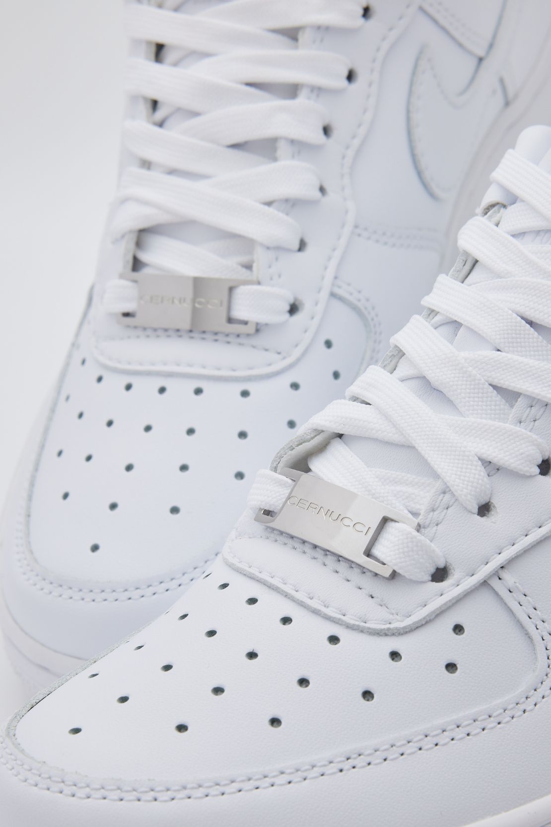 AmalfiGold Branded Trainer Lace Tag