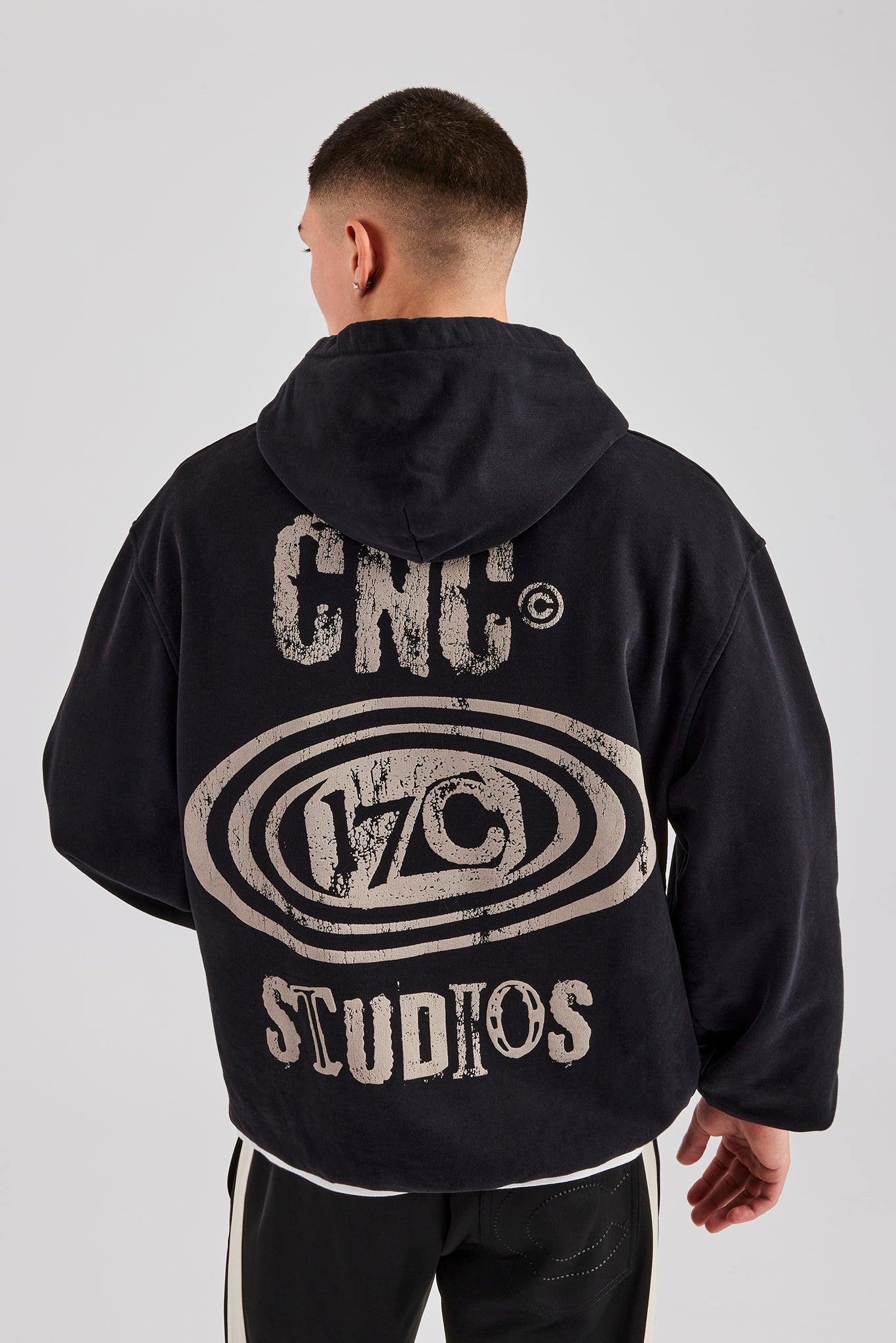 AmalfiGold 17 Studios Oversized Hoodie - Black